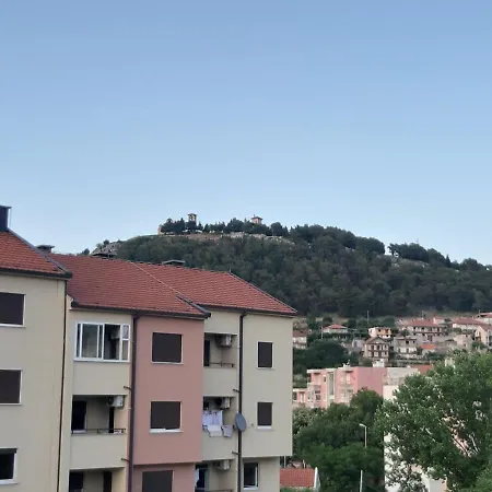 Apartman Marijana דירה